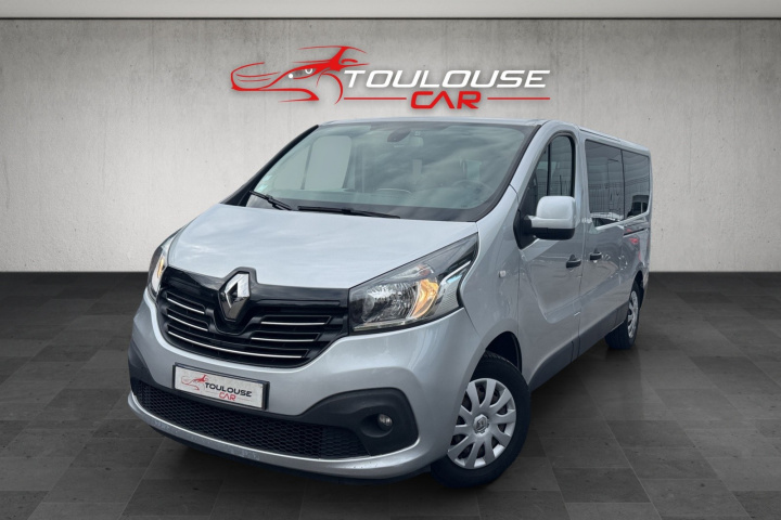 RENAULT TRAFIC COMBI